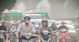 Khí thải từ các phương tiện giao thông gây ô nhiễm không khí