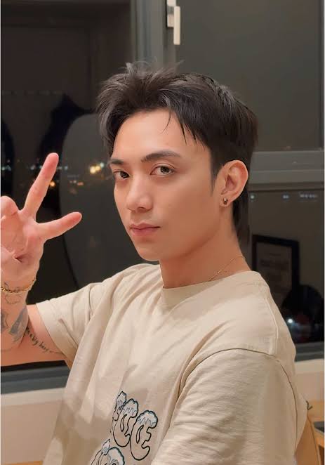 Kiểu tóc mullet hiện đại (Soobin Hoàng Sơn)