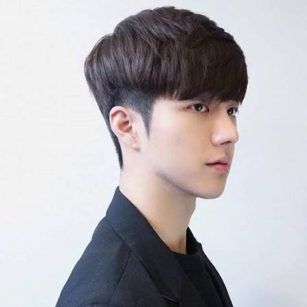 Kiểu đầu cắt moi Hàn Quốc