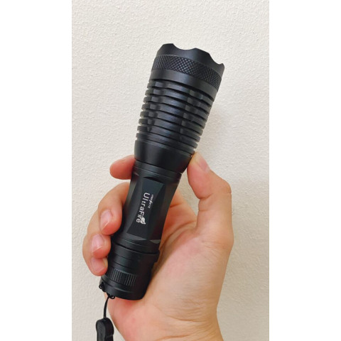 Đèn pin siêu sáng Ultrafire T6 E6
